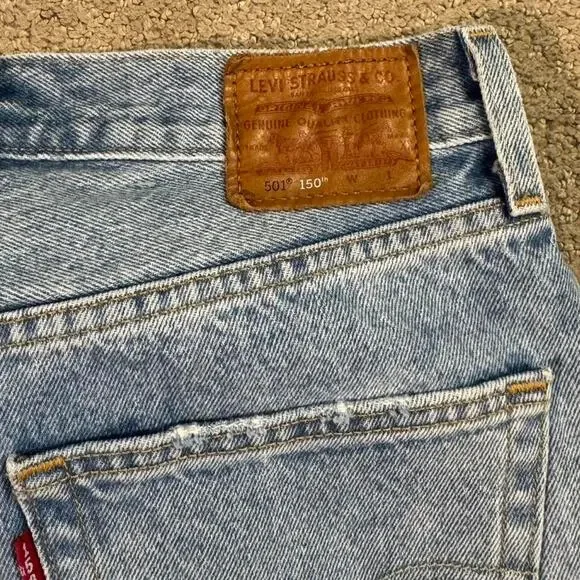 Levi's 501XX Women's Jeans 27x32 150th Anniversary Patchwork quilt button fly - Picture 5 of 8